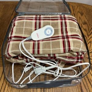 Comfy Sunbeam Plaid Heated Warming Throw in Red, Tan and Cream 3 speeds NWOT